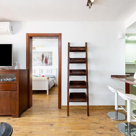 Exclusive Penthouse Playa Las Vistas 4 Close To The Sea And Beach, Aircondition For A Fee, Wifi, Terrace, Heated Pool Playa de las Americas  Exteriér fotografie