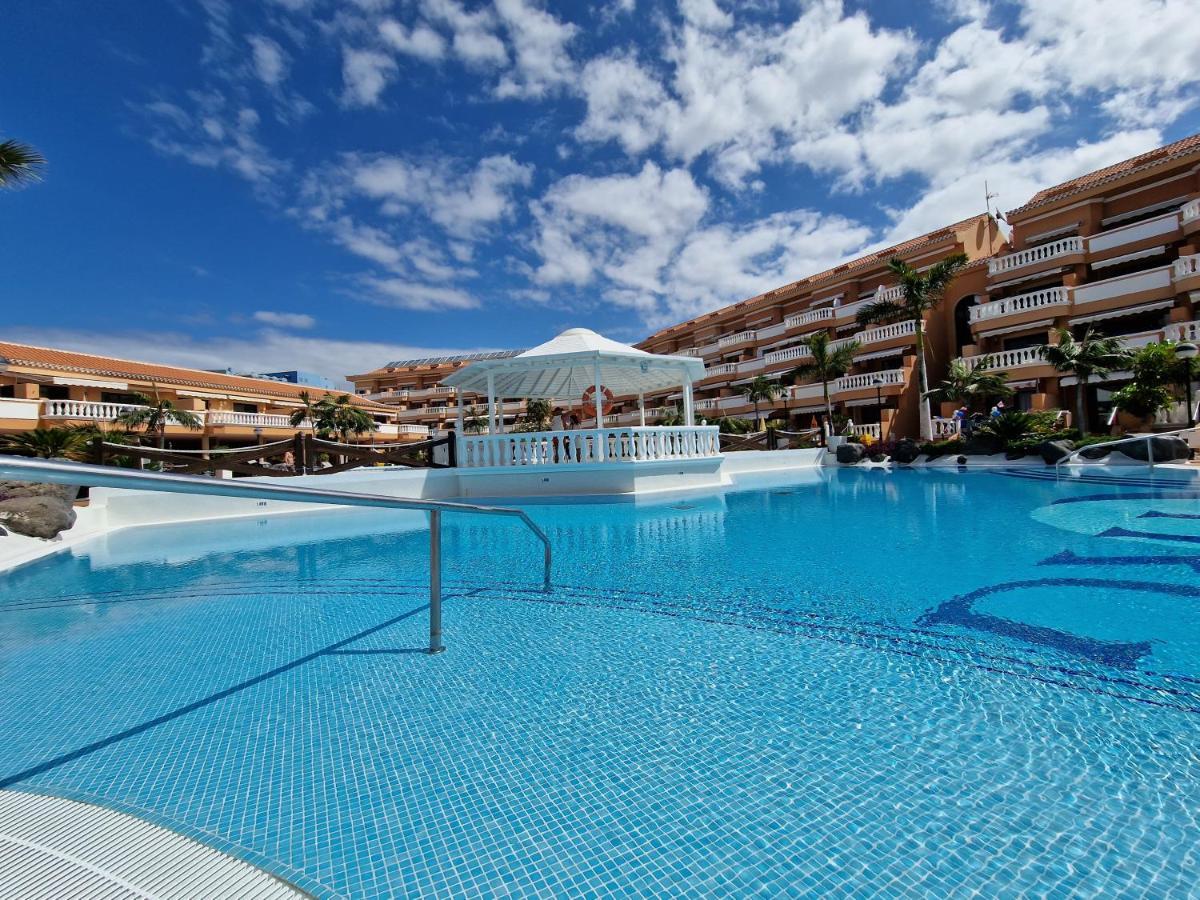Exclusive Penthouse Playa Las Vistas 4 Close To The Sea And Beach, Aircondition For A Fee, Wifi, Terrace, Heated Pool Playa de las Americas  Exteriér fotografie