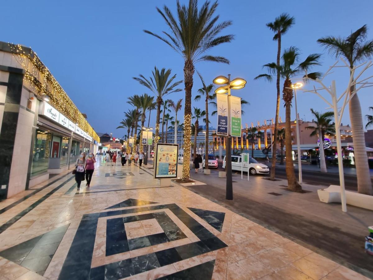 Exclusive Penthouse Playa Las Vistas 4 Close To The Sea And Beach, Aircondition For A Fee, Wifi, Terrace, Heated Pool Playa de las Americas  Exteriér fotografie